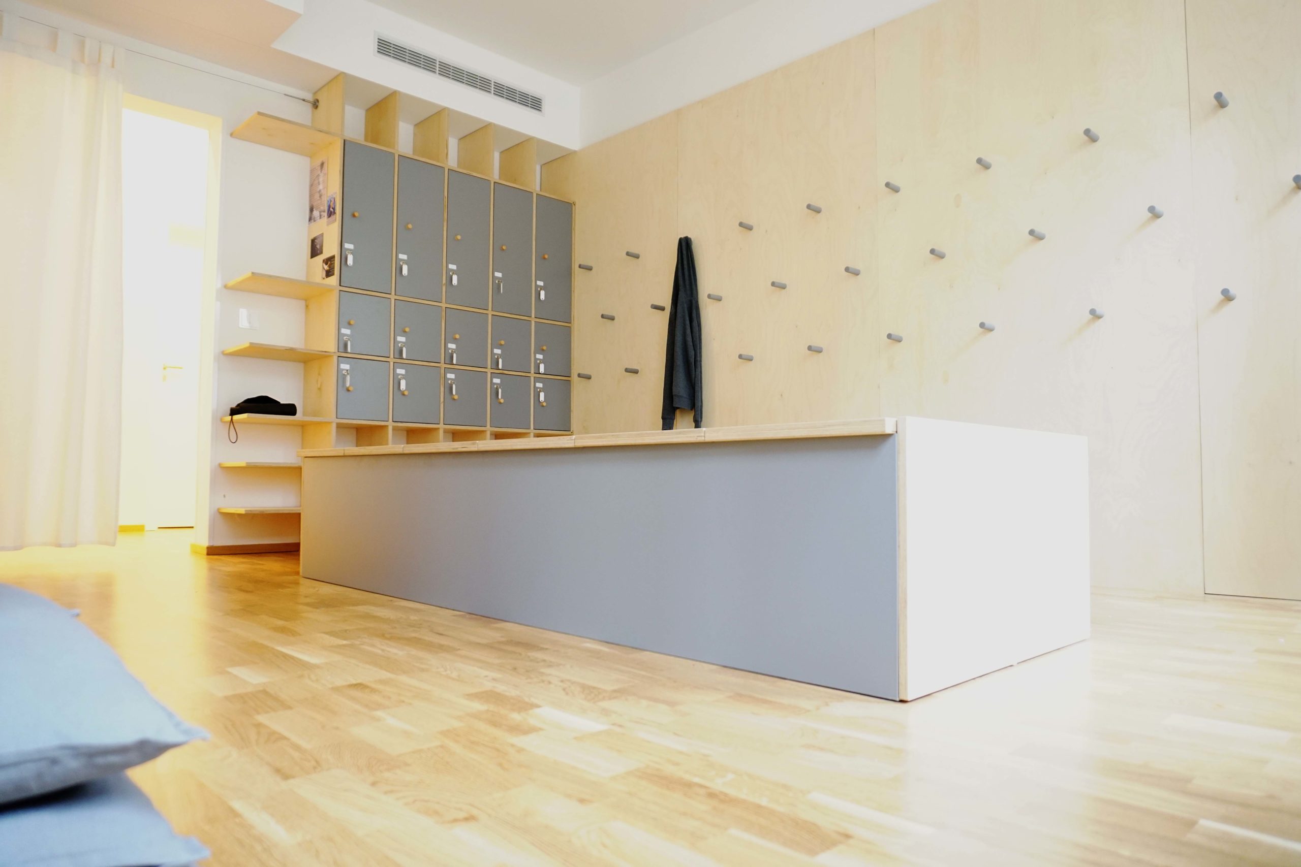 Taneční studio Třívrstvá dřevěná podlaha - taneční studio