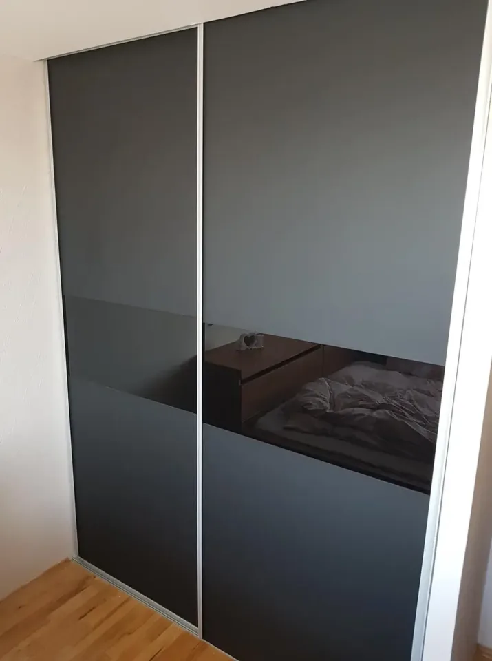 Vestavěné skříně Vestavěné skříně
