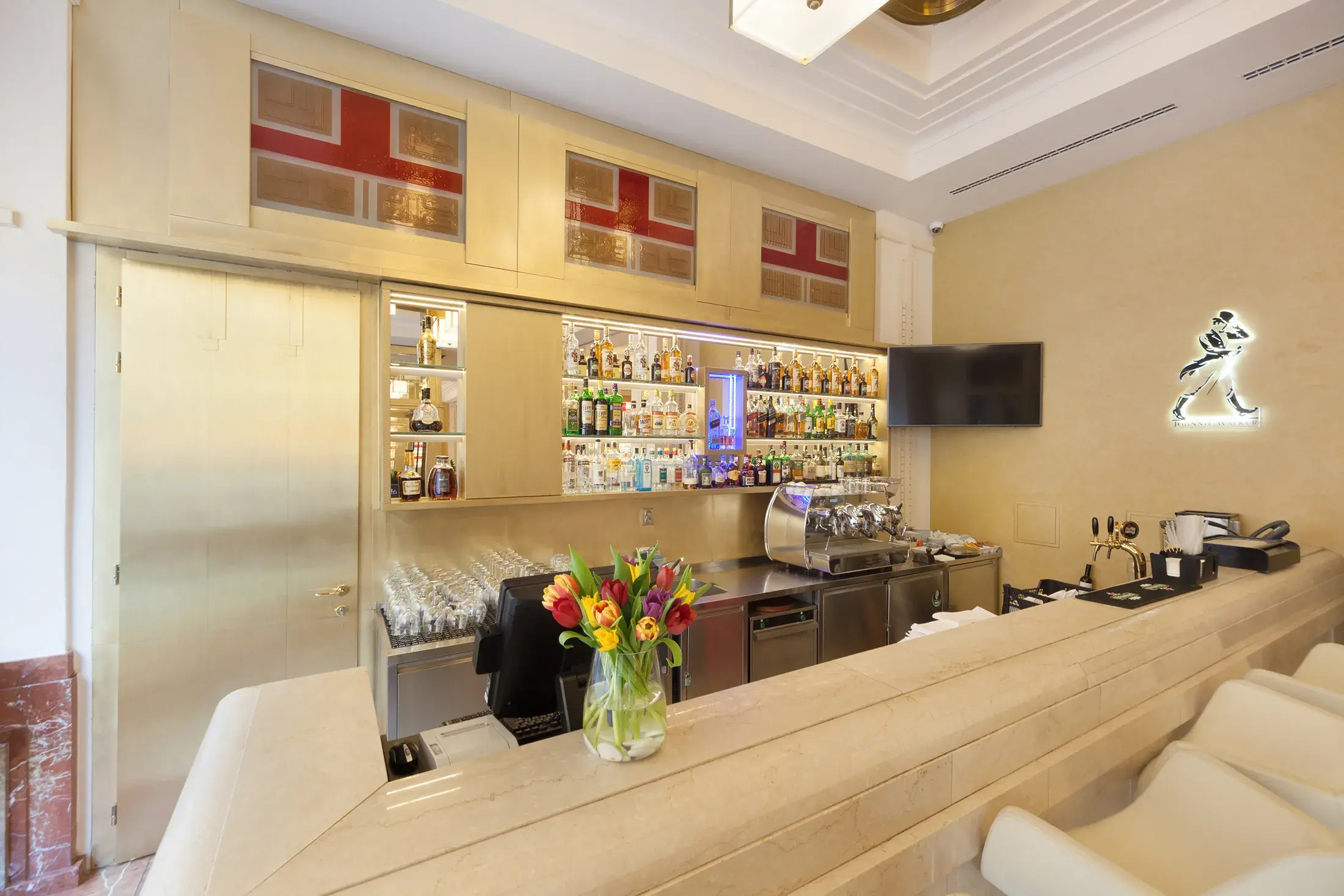 vyroba baru na miru hotel majastic